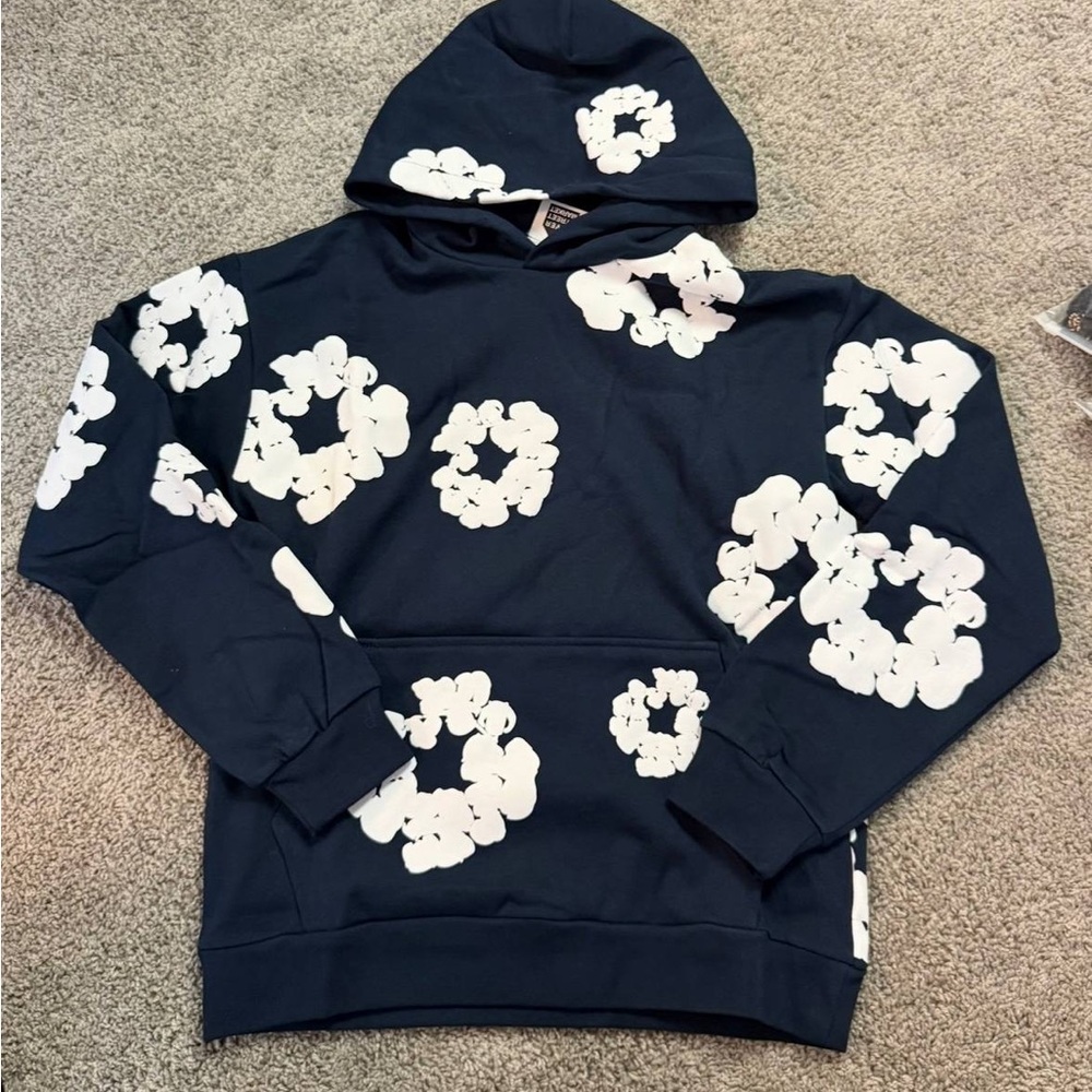 1822 Denim Navy Hoodie with White Floral Ring Prints